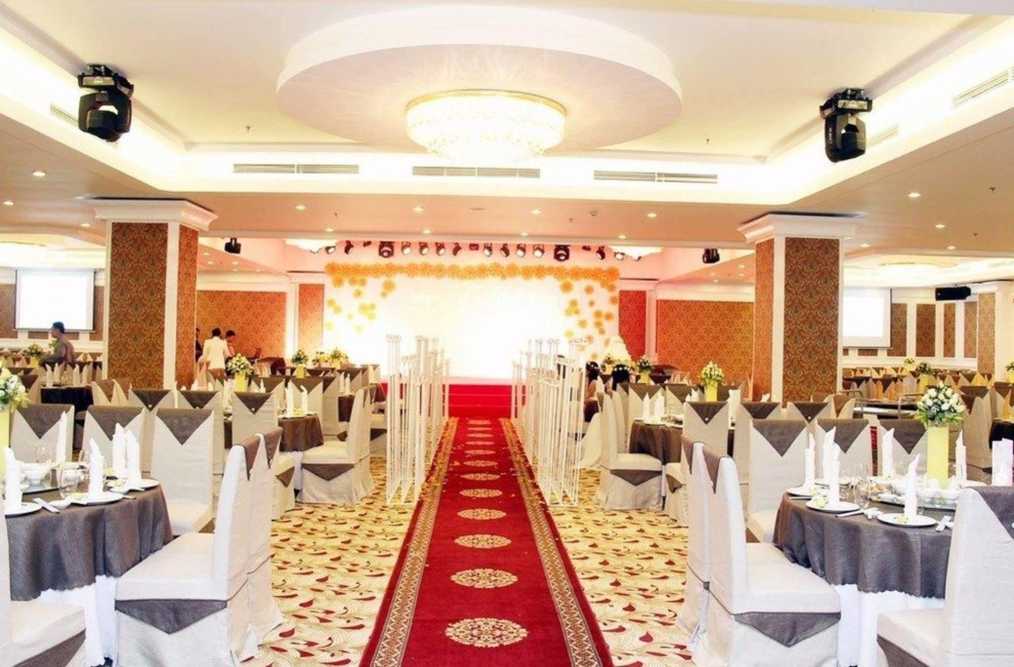 Petro Hotel Vung Tau Kültér fotó